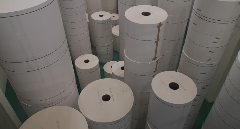 哪些行業(yè)使用牛皮紙？牛皮紙的生產(chǎn)技術(shù)有哪些流程？